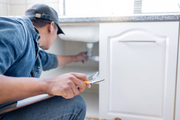 Best Faucet Repair  in Sealy, TX